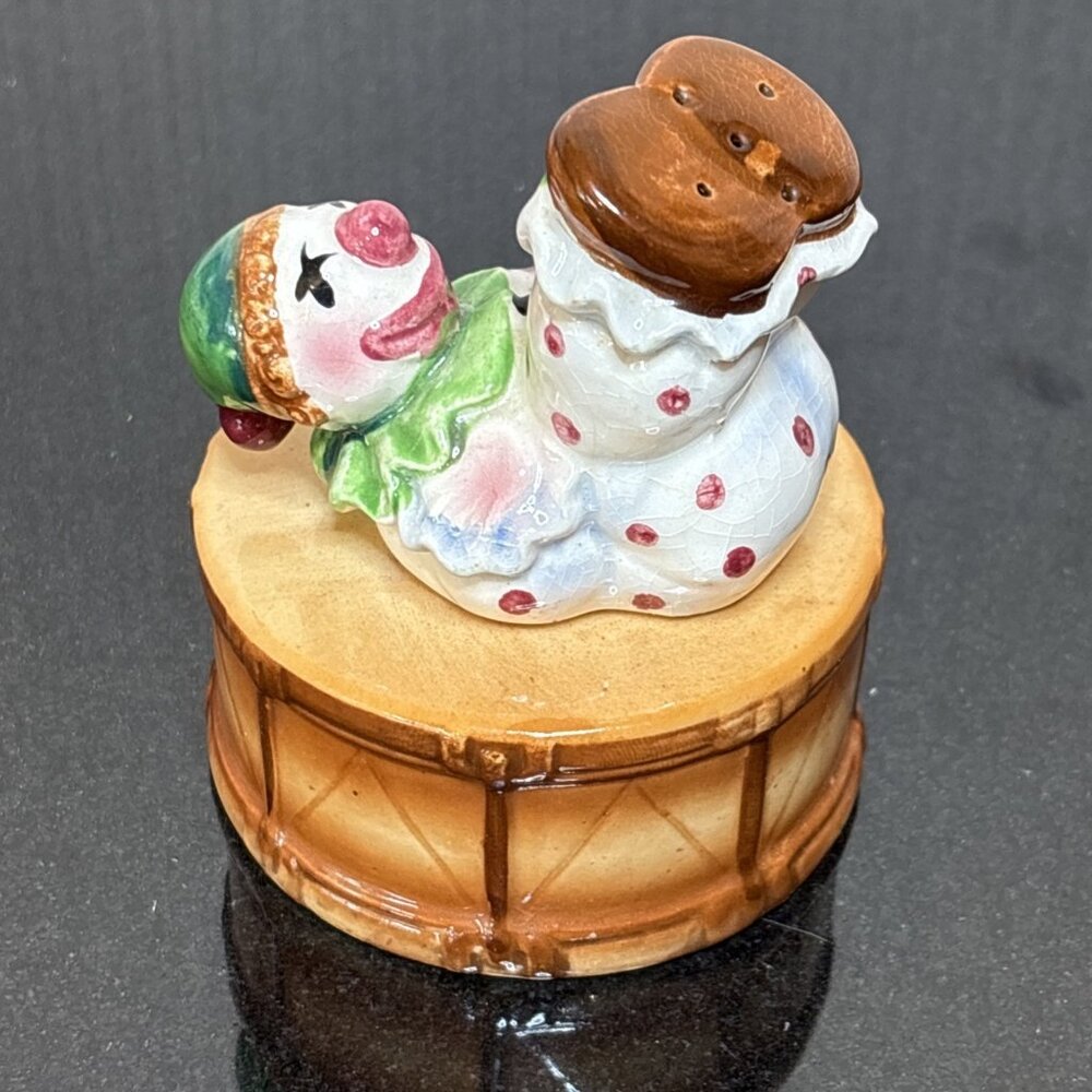 Vintage Clown Salt & Pepper Shakers Set Acrobat Drum with Original Cork Japan